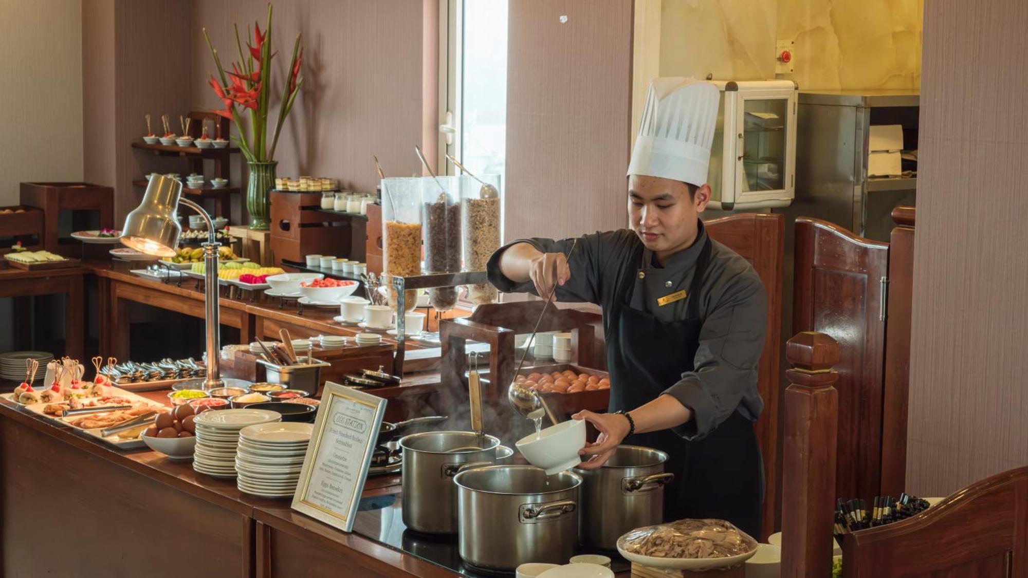 Champton Hanoi Hotel Bagian luar foto