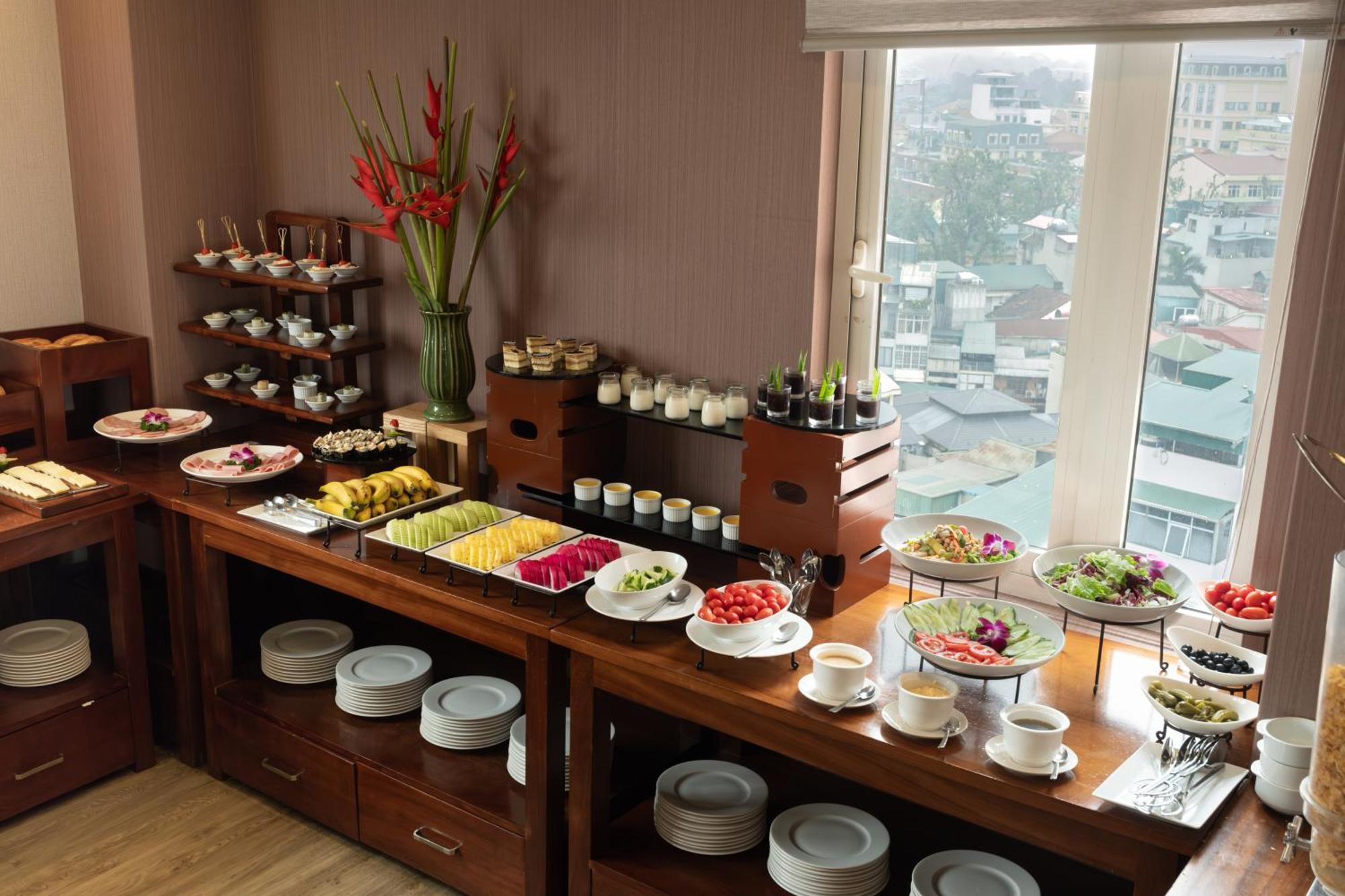 Champton Hanoi Hotel Bagian luar foto