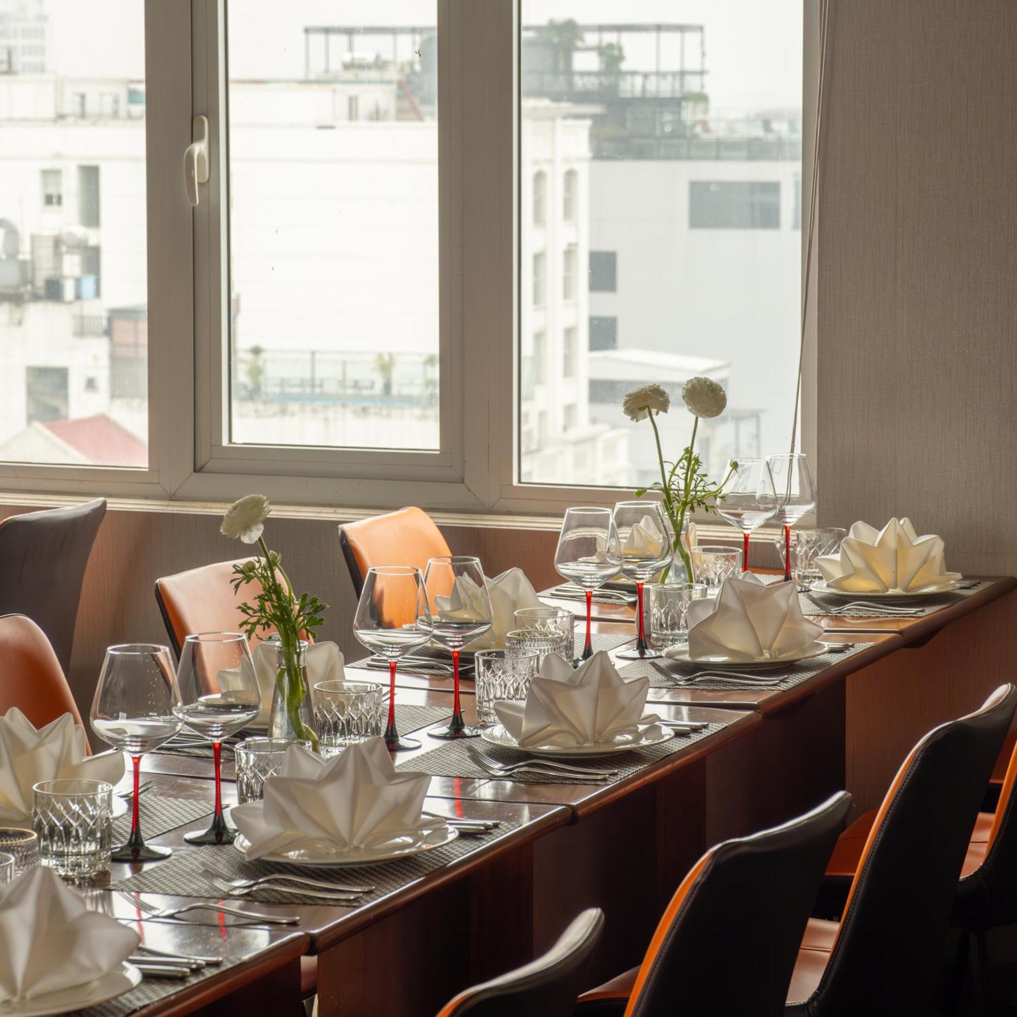 Champton Hanoi Hotel Bagian luar foto